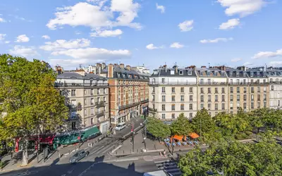 Paris 11E