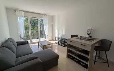 Mougins (06250)
