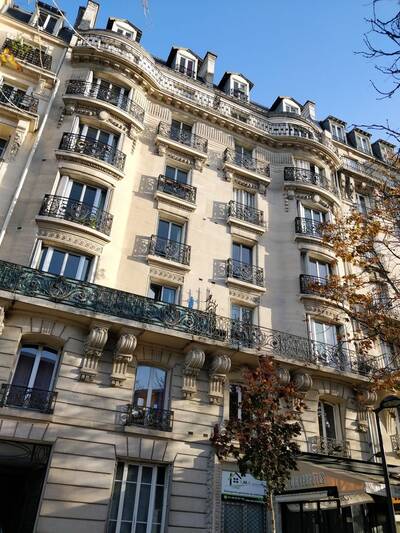 Location appartement 3 pièces Paris 15e