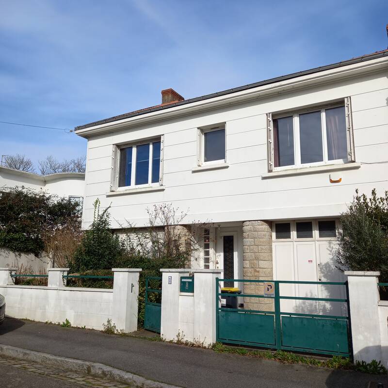 Nantes (44000)