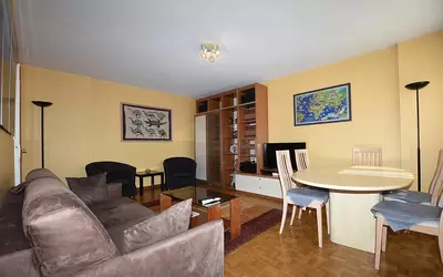 Annecy (74000)