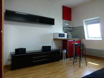 Location appartement studio Paris 17e