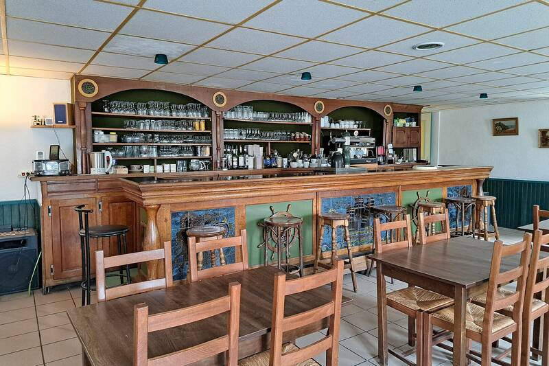 Restaurant–Bar+Résidentiel La Chèze (22210)