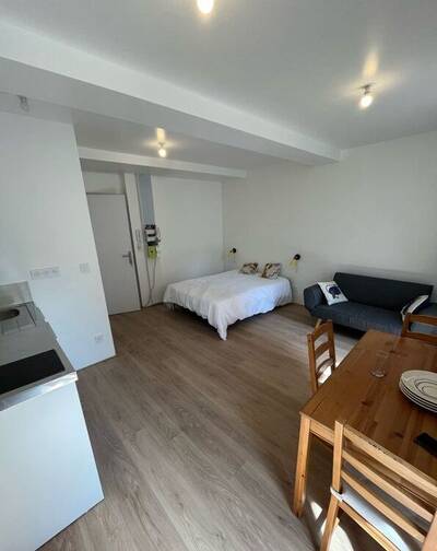 Location appartement studio Bagnères-de-Bigorre (65)