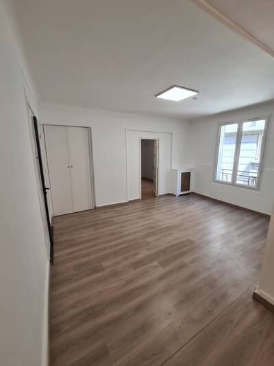 Location appartement 4 pièces Paris 17e