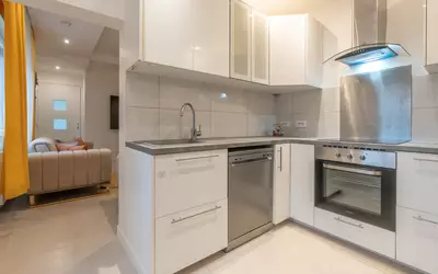 - Maison De Ville