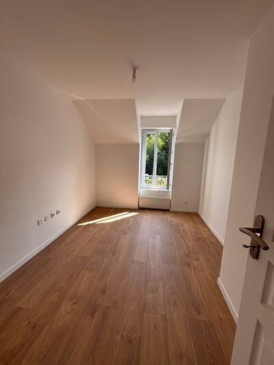 Location appartement 3 pièces Saint-Jean-les-Deux-Jumeaux (77660)