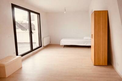 Location chambre en colocation studio Noisy-le-Grand (93160)