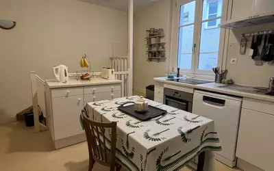 Nantes (44000)