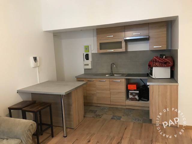 Location meublée appartement 2 pièces 30 m² Paris 20E (75020)