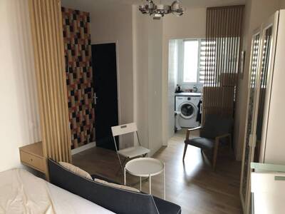 Location appartement studio Paris 19e