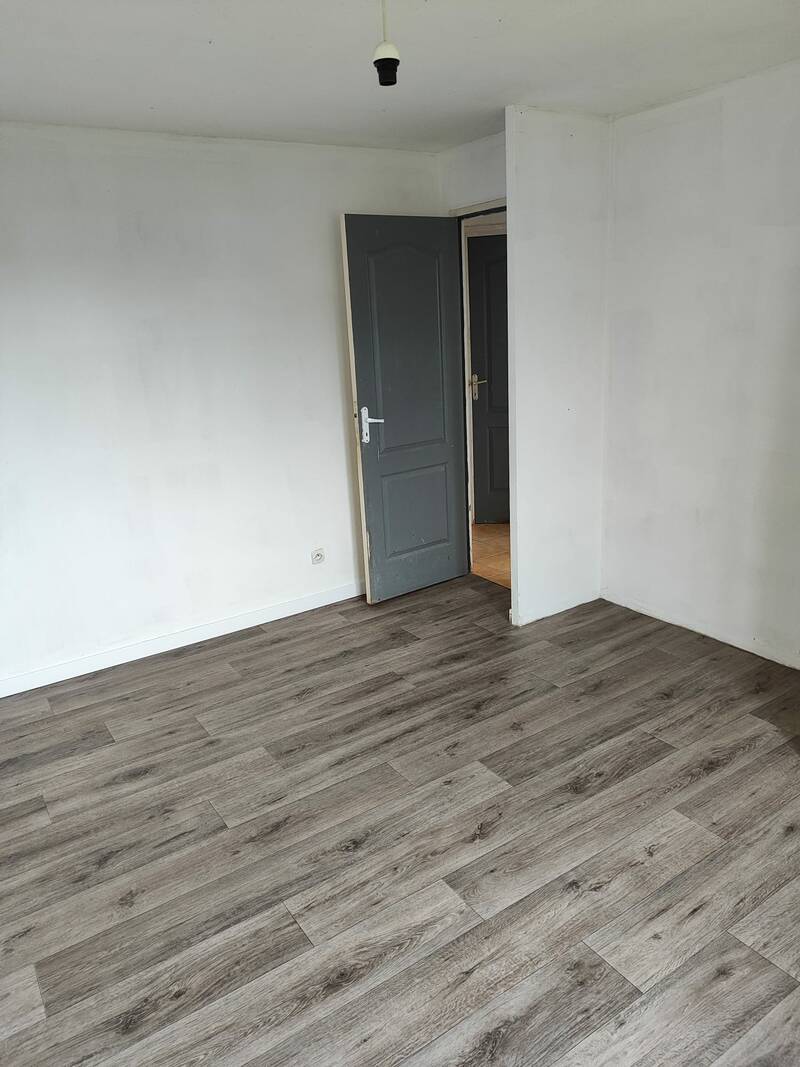 Sury-Le-Comtal (42450)