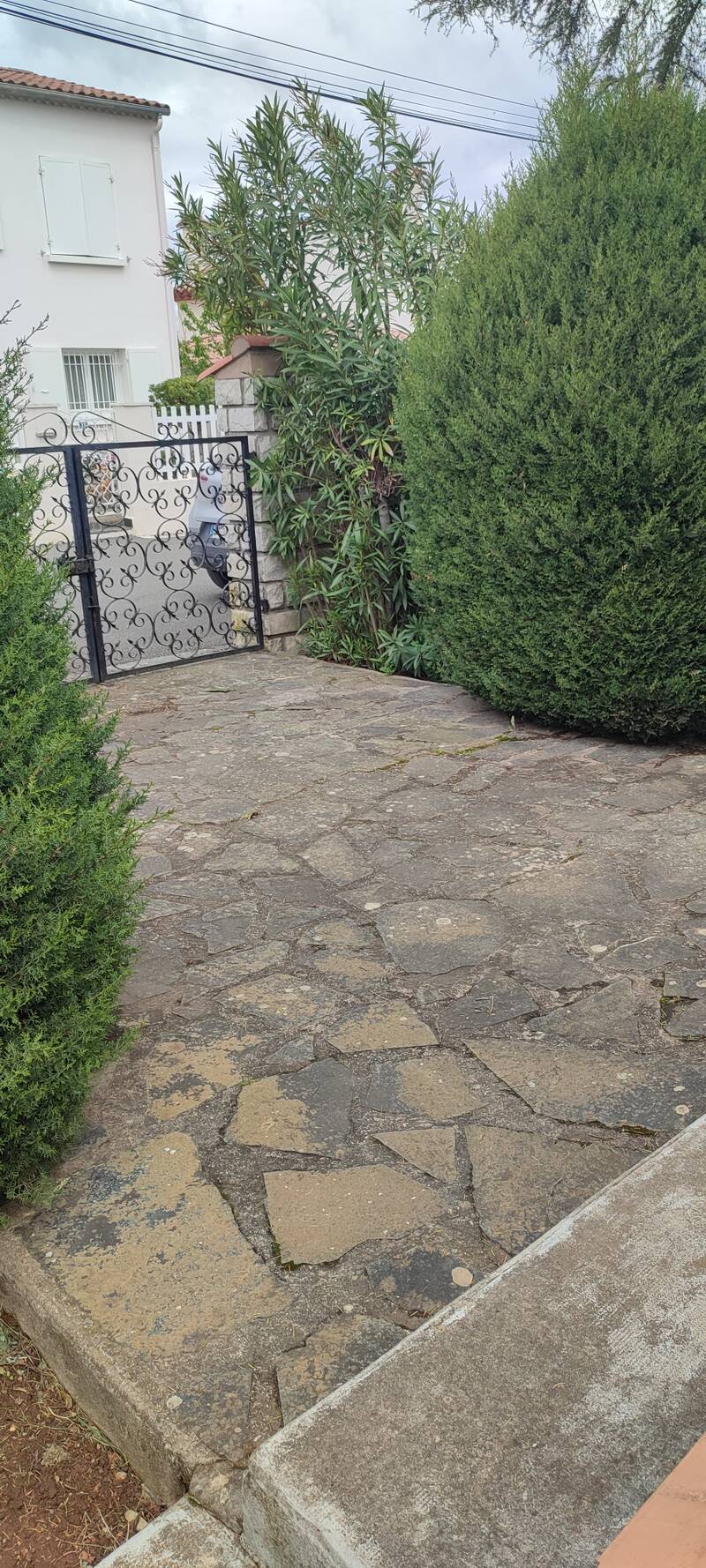 Le Luc (83340)