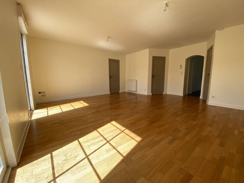 Laval (53000)