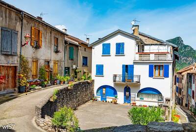 Location appartement 6 pièces Tarascon-sur-Ariège (09400)