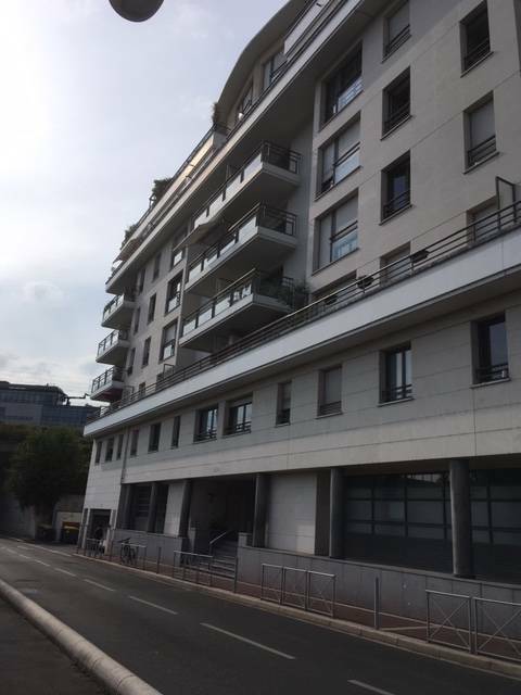 Issy-Les-Moulineaux (92130)