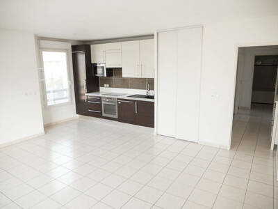 Location appartement 3 pièces Combs-la-Ville (77380)