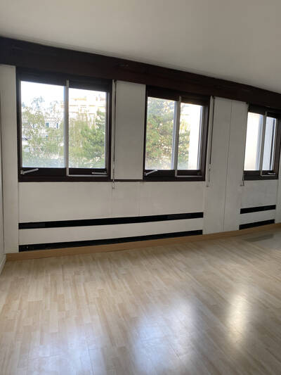 Location appartement studio Paris 15e