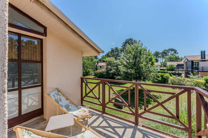 Salles (33770)