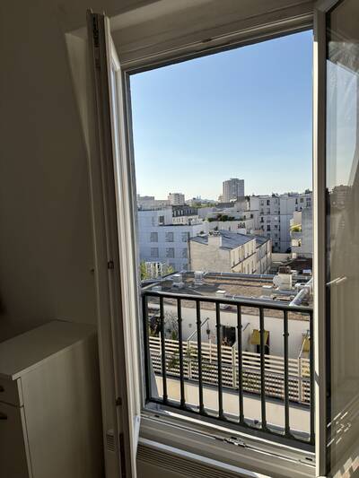 Location appartement studio Paris 20e