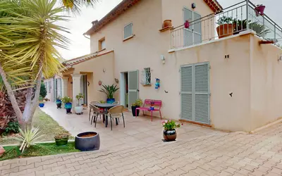 - Saint-Aygulf