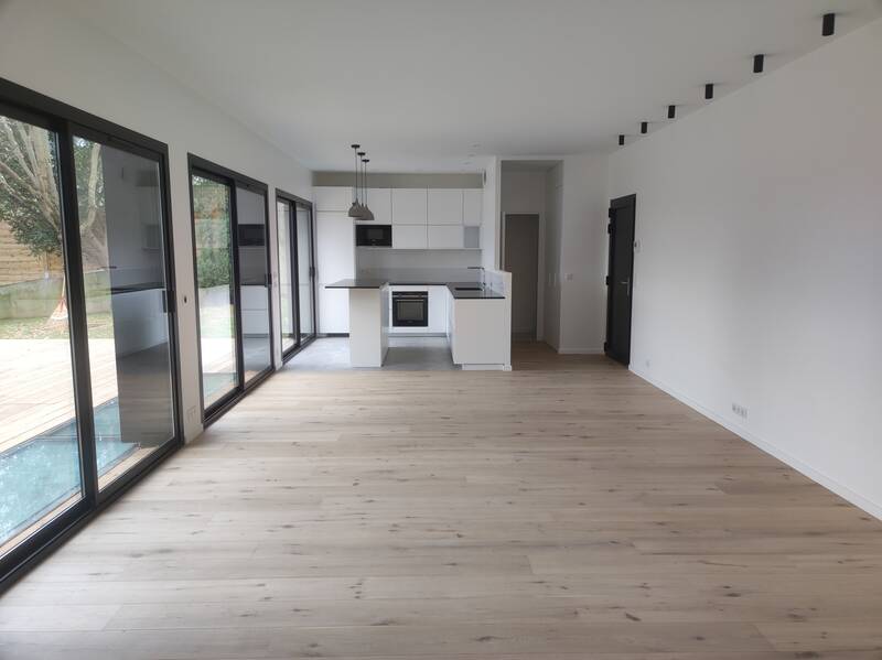 Garches (92380)