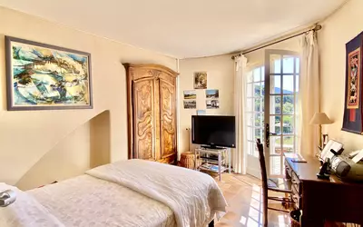 Maison 7 pièces 280 m² · à La Bégude-de-Mazenc · 280 m² · 745 000 €