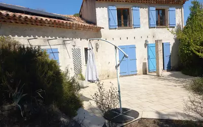 Quatre Chambres Et Un Terrain D'environ 1500M2Tourrettes-Sur-Loup (06140)