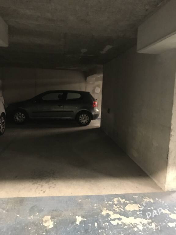 Location Garage, parking Paris 20E (75020)  125&nbsp;&euro;