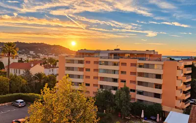 Cannes (06150)