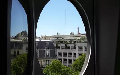 Paris 8E