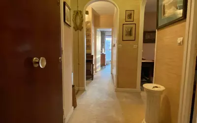 Proche Entrée Château De Versailles.