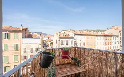 Toulon (83000)