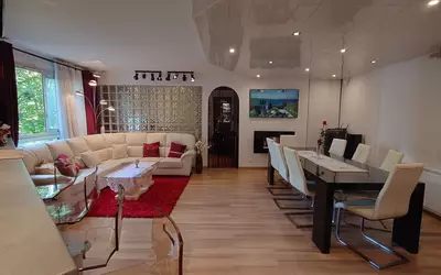 Montreuil (93100)