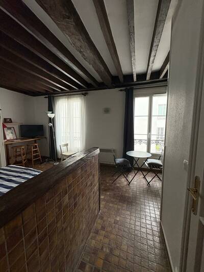 Location appartement studio Paris 7e