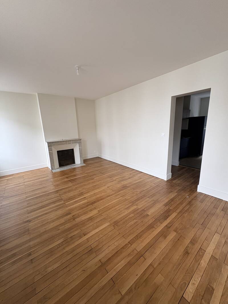 Angers (49000)