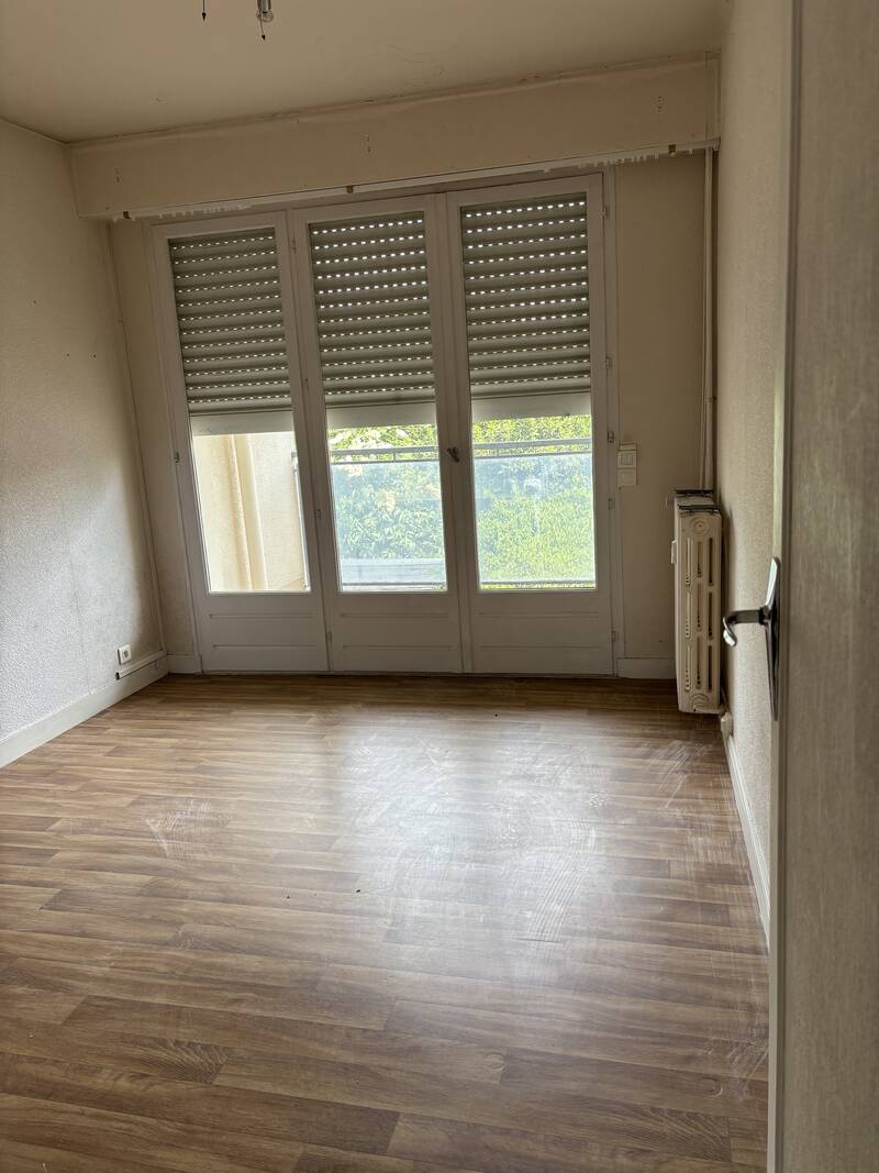 Angers (49000)