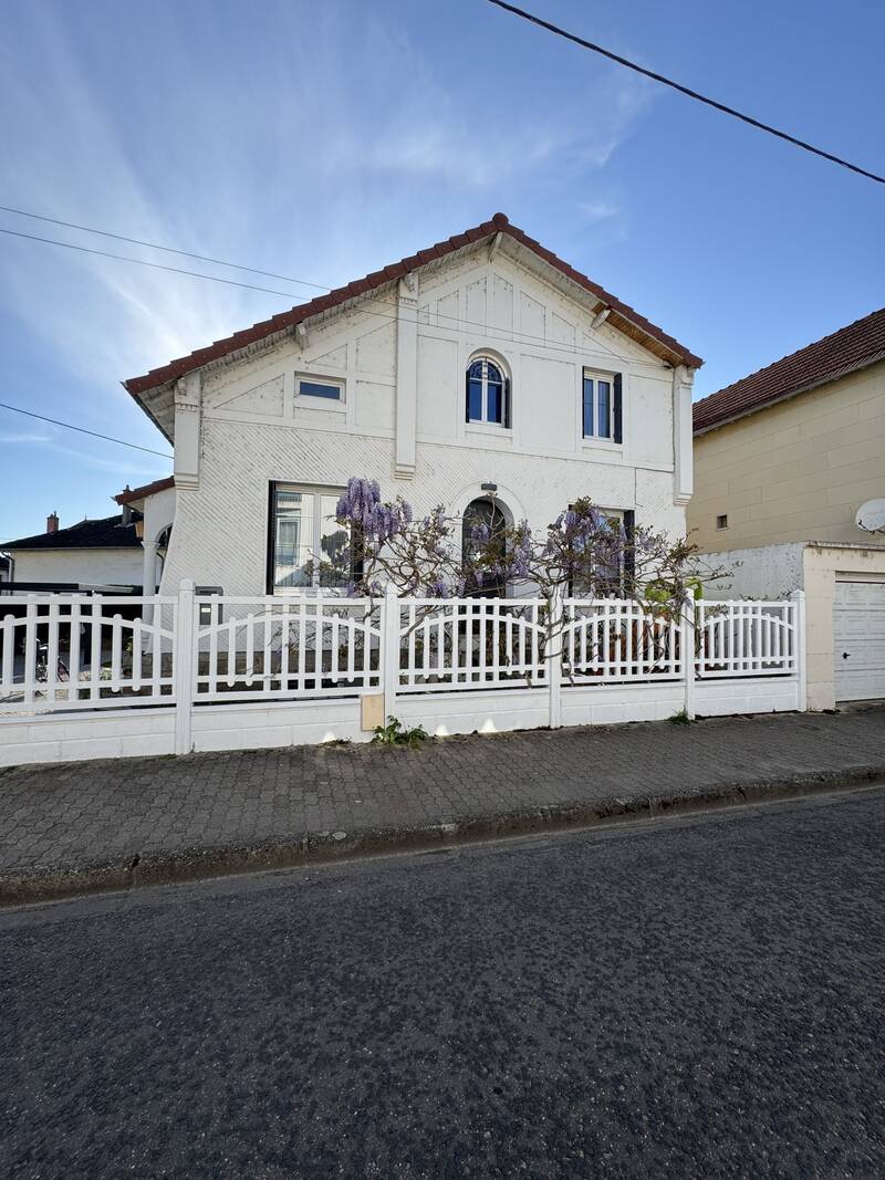 Moulins (03000)