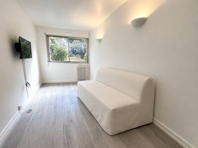 Location appartement studio Neuilly-sur-Seine (92200)