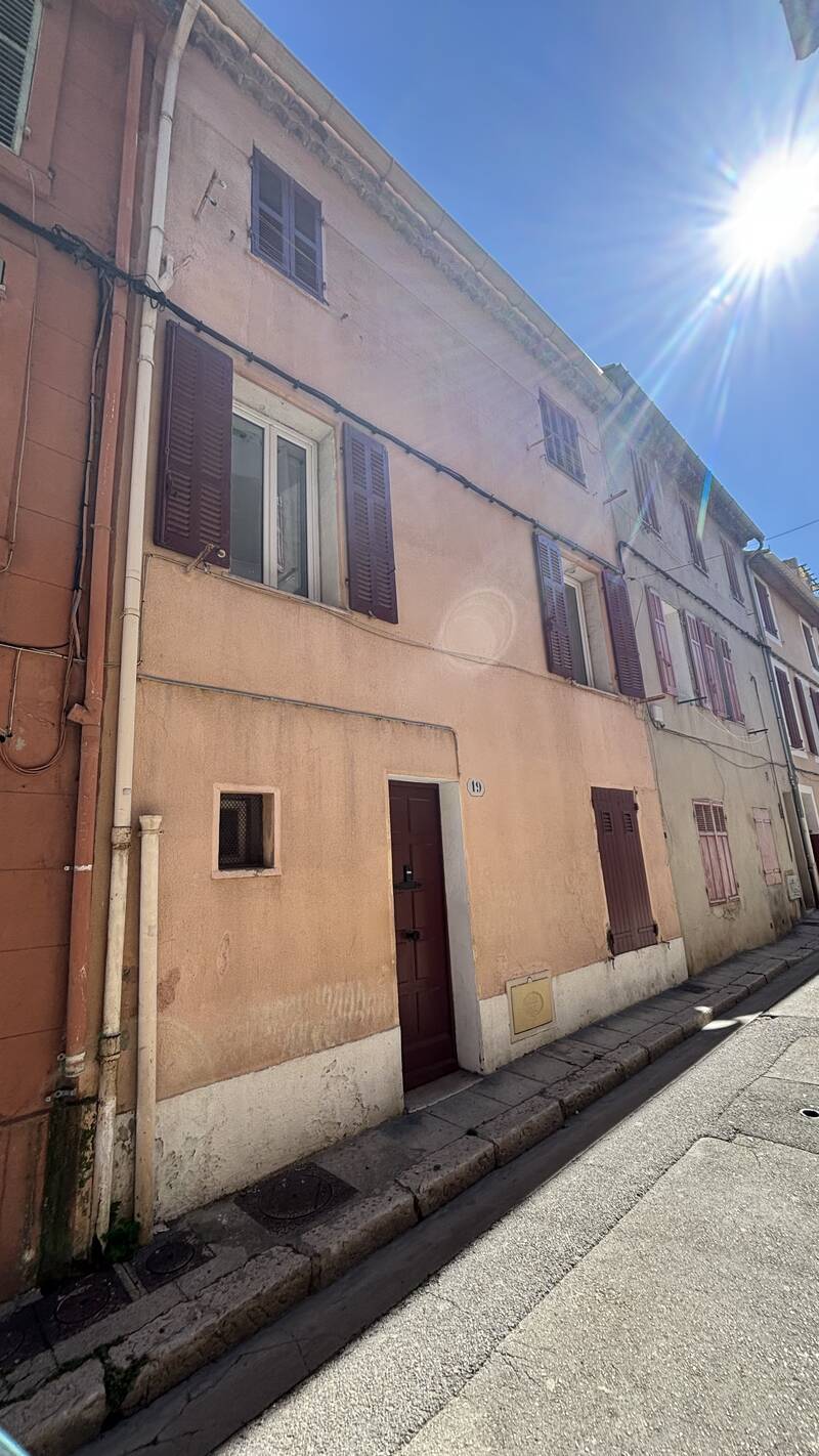 Aubagne (13400)
