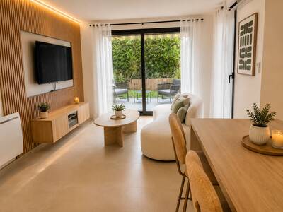 Vente appartement 3 pièces Saint-Laurent-du-Var (06700)