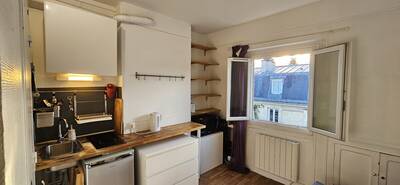 Location appartement studio Paris 18e