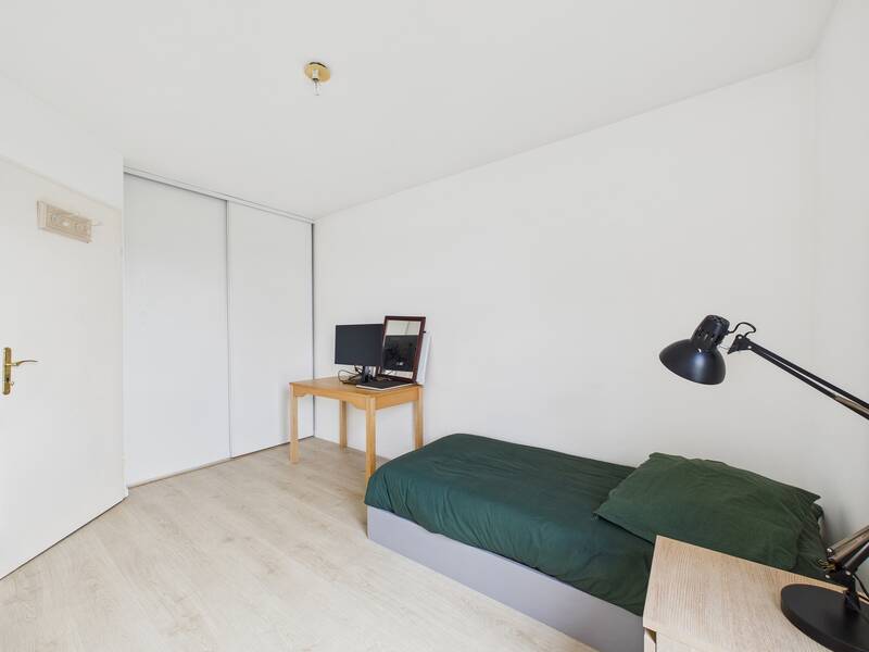 Saint-Ouen-Sur-Seine (93400)