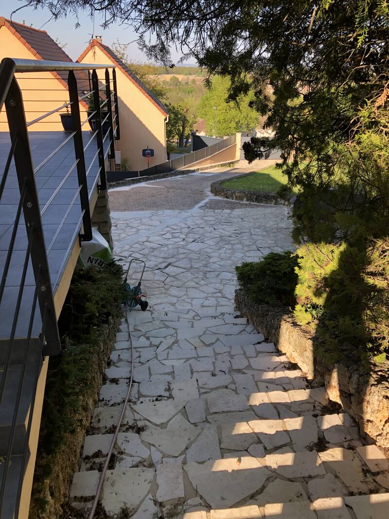 Jouy-Le-Moutier (95280)