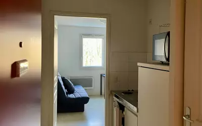 Nantes (44000)