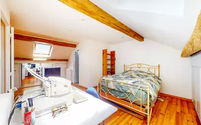 (80.1 M2 Au Sol) - Rueil-Malmaison