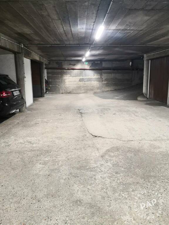 Location Garage, parking Saint-Cloud (92210)