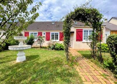 Vente maison 5 pièces Villeneuve-le-Comte (77174)