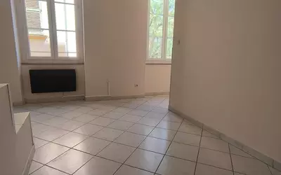 Toulon (83000)