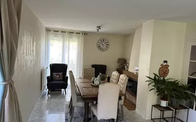 Saumur (49400)